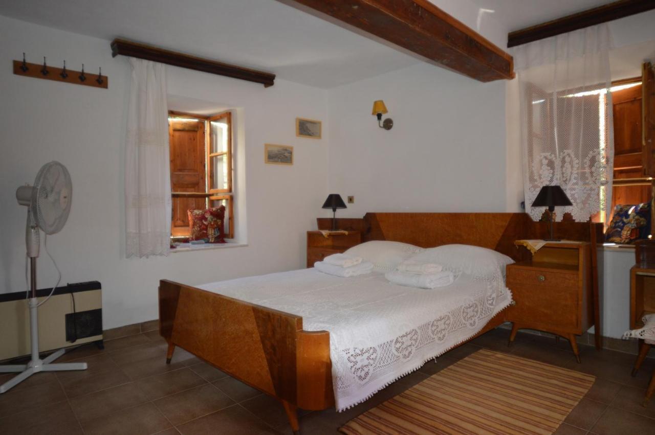 Molivos Tower Villa Míthimna Szoba fotó