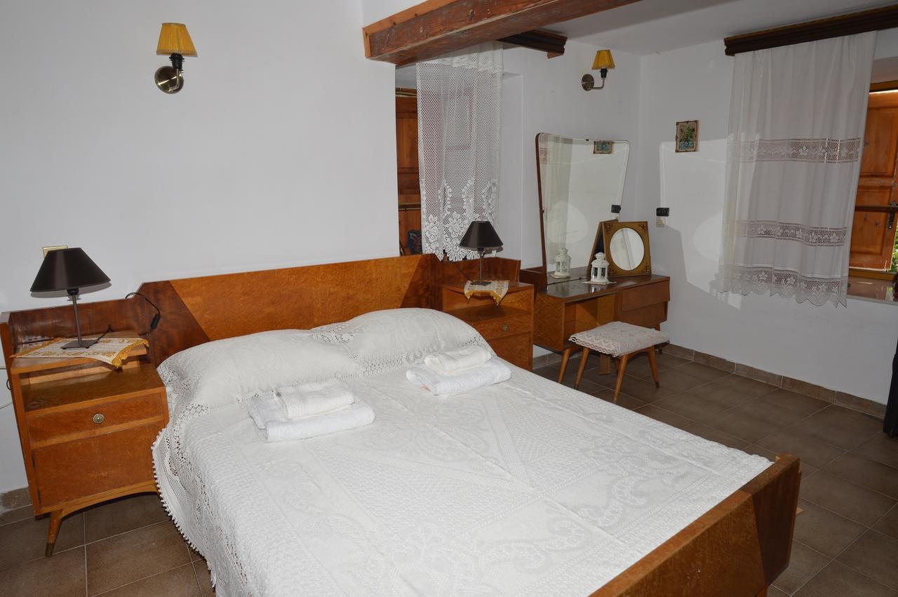 Molivos Tower Villa Míthimna Szoba fotó